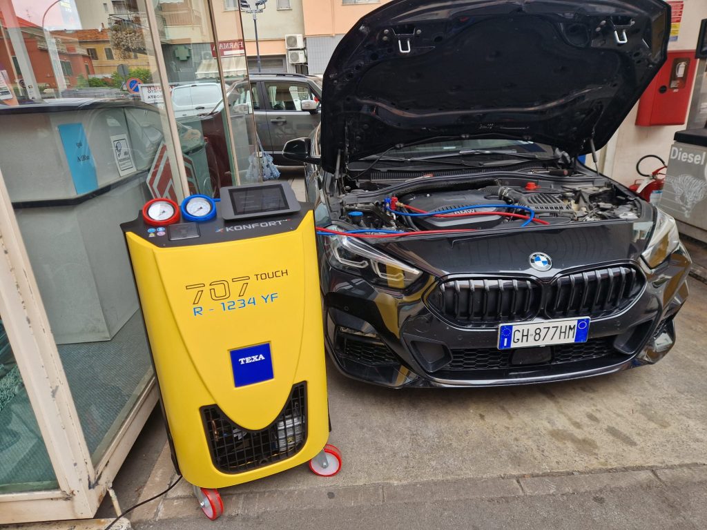 ricarica climatizzatore auto loano
